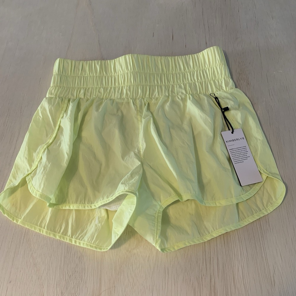 NWT KIMBERLY Running Nylon Athletic Shorts Light Yellow/Green Liner Womens LARGE